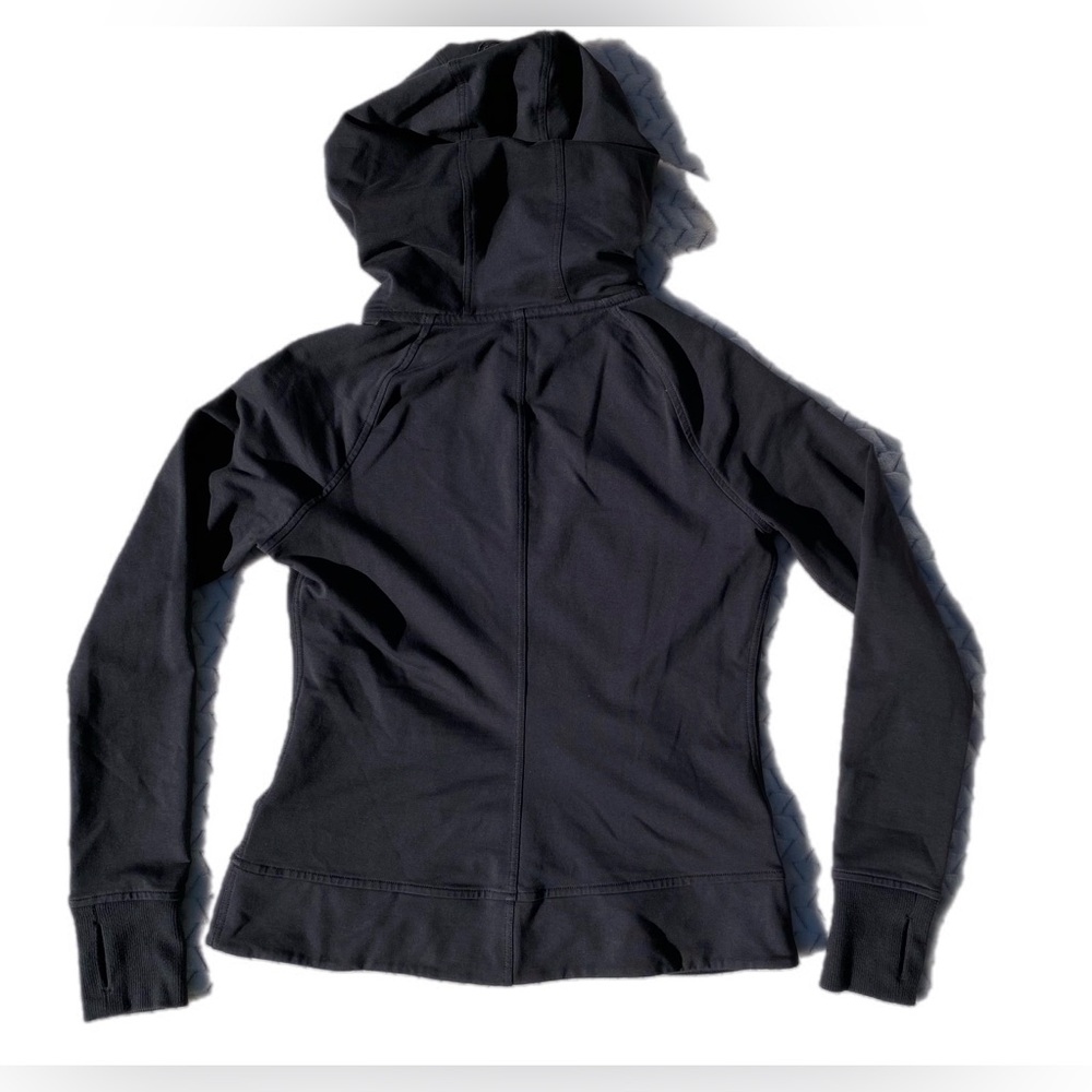 Lululemon Back To Class Jacket  Black size 12  NWOT